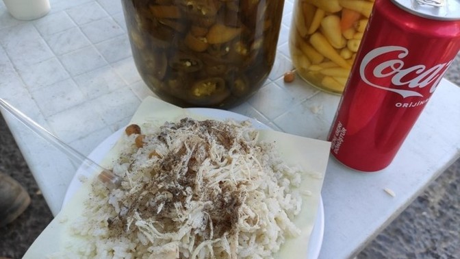 Sokak pilavı yediniz mi? Nasıl bu kadar lezzetli oluyor?