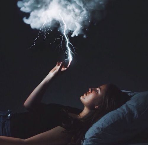 ⚡