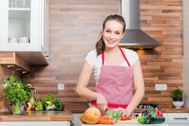 İyi yemek yapan kadın mı? iyi sevişen kadın mı?