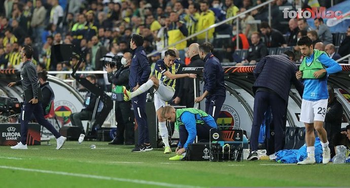 Mesut Özilin Bana takım bul! iddiası hakkında ne düşünüyorsun?