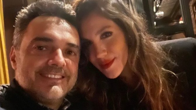Melodi & Arda Türkmen evliliklerinin 1. ayını kutladı! Sizce de bu görgüsüzlük değil mi :D?