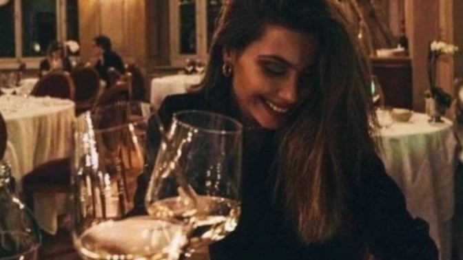 Birini dışarıdan gördüğün kadarı ile tanıyabilir misin?