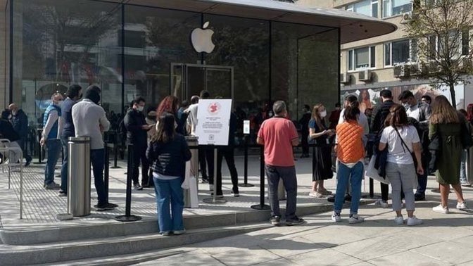 Bu pahalılıkta i̇Phone almak mantıklı mı?