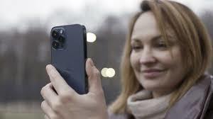 Neden pahalı telefon kullanıyoruz?