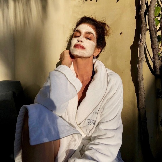 9. Pürüzsüz Bir Cilt İçin Evde Maske Hazırlamak