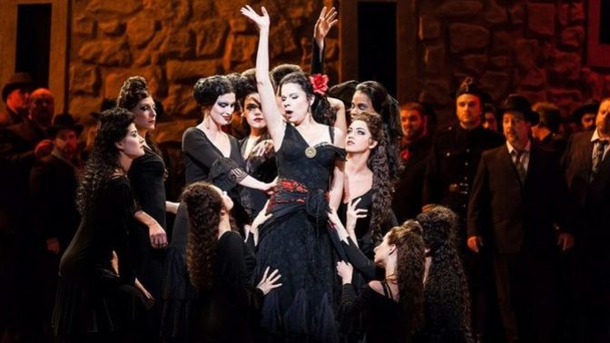 Hangisine katılmayı tercih edersin; konser mi, opera mı?