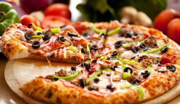 Pizzayı nasıl yersiniz?