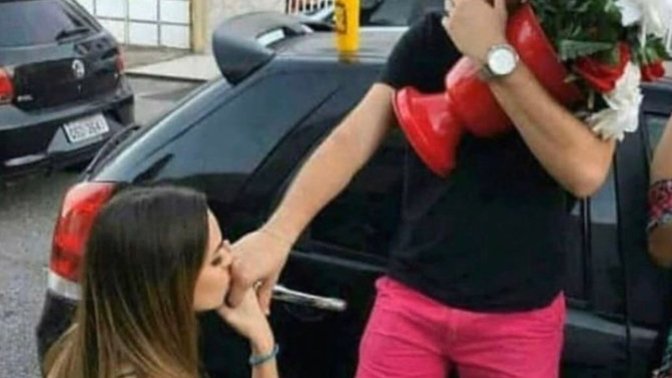 Evlilik teklifi kalabalık bir ortamda mı yapılmalı veya baş başa iken mi yapılmalı 💍 ?