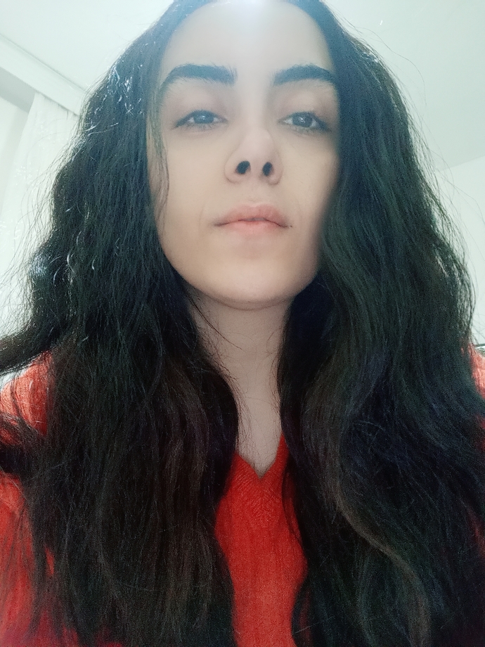 Poz vermeyi bilmeyen ben aman ne olcak sanki bu da fotoğraf degilmi sanki?