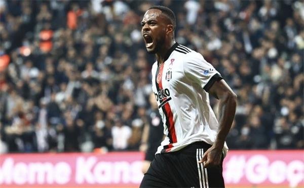 Beşiktaş, Galatasaraya evinde şans vermedi! Maçı nasıl buldunuz?