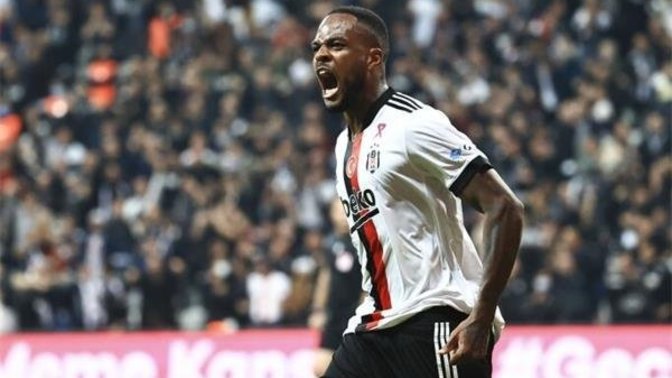 Beşiktaş, Galatasaray'a evinde şans vermedi! Maçı nasıl buldunuz?