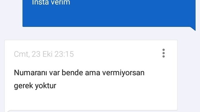 Karşı cinse telefon numaranızı verir misiniz?
