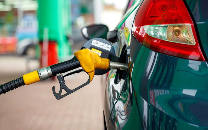 Bu geceden itibaren benzine 28 kuruş daha zam geliyor! Benzinin litresi ne kadar olmalı?