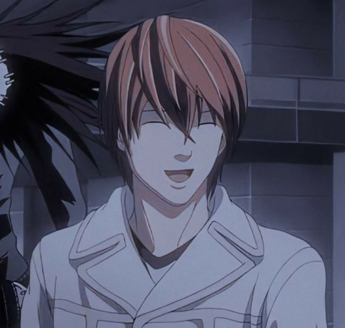 Sizce Yagami Light mı Kıvanç mı daha yakışıklı?