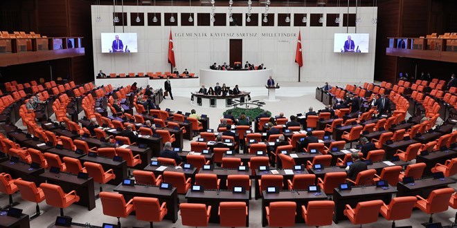 Irak ve Suriye tezkeresi Meclisten geçti CHP neden hayır dedi?