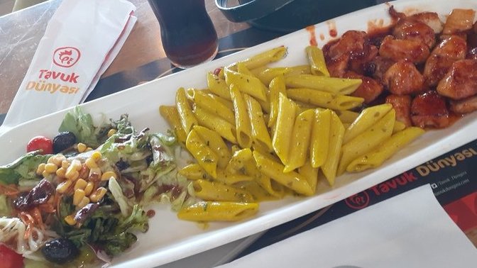 Senin için dışarıda yemek yemek lüks mü, rutin mi?
