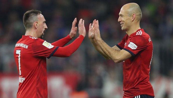 Futbolun ayrılmaz ikililerinden sizce en iyisi hangisiydi?