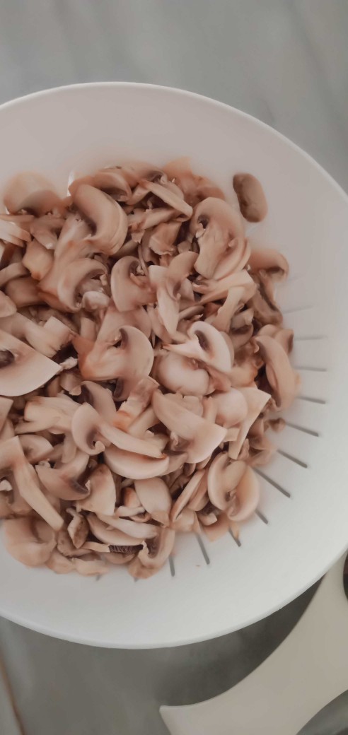 Yemek yapmayı mı yemeyi mi daha çok seversiniz?