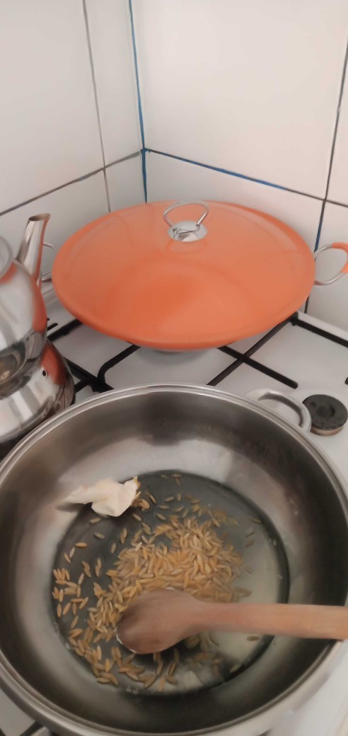 Yemek yapmayı mı yemeyi mi daha çok seversiniz?