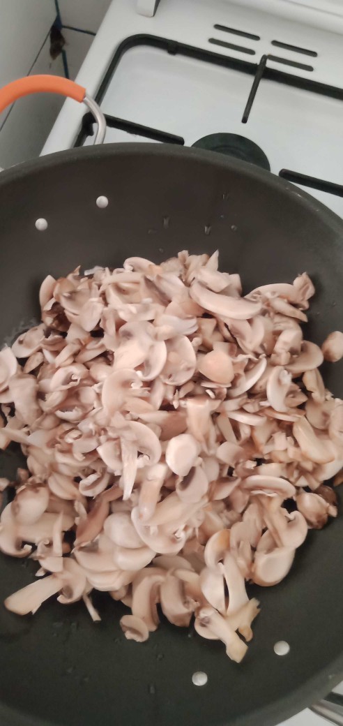 Yemek yapmayı mı yemeyi mi daha çok seversiniz?