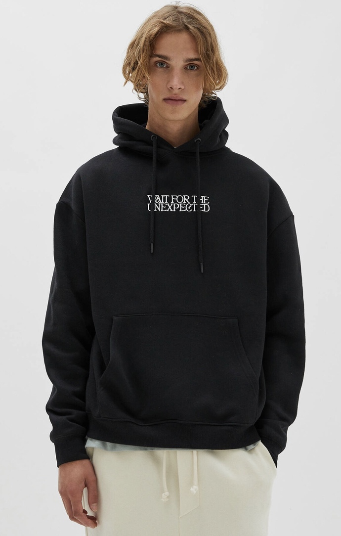 Erkekler için güzel sweatshirt model önerisi yapar mısın?