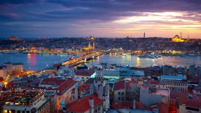 Türkiye'de yaşamaktan memnun musunuz, neden?