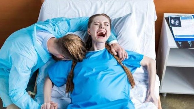 Eşiniz doğum yaptıktan sonra ilk önce eşinizi görmeye mi gidersiniz yoksa bebeğinizi mi?