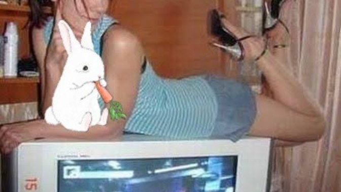 Evinde tüplü TV si olan varsa bir fincan verebilir mi?