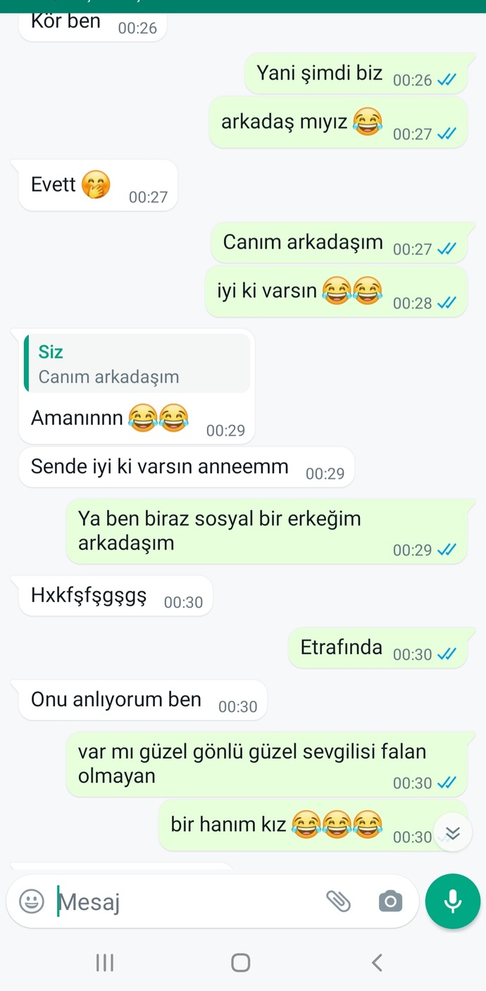 Kızlar, Arkadaşça gören kıza ne yapılır 😂?