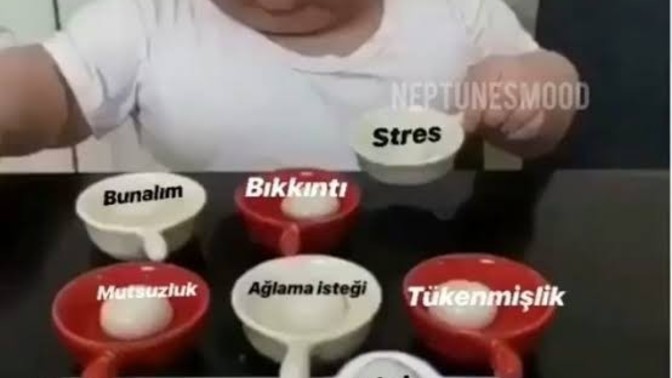 PEKİ , o kaliteli müzik zevkinin sana atmanı söylediği o kutsanmış şarkıyı paylaşmaya ne dersin?