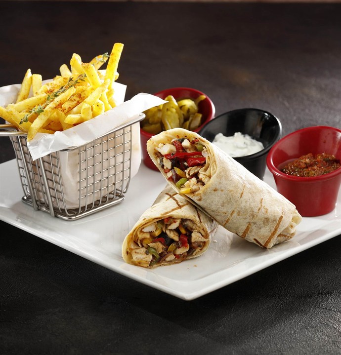 Tavuk dürüm mü çiğköfte mi hangisini tercih edersiniz?