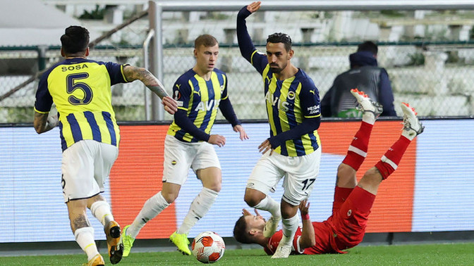 Antwerp 0 - Fenerbahçe 3... Uefa avrupa liginde sarı lacivertliler'den kritik galibiyet! Maçı nasıl buldunuz?