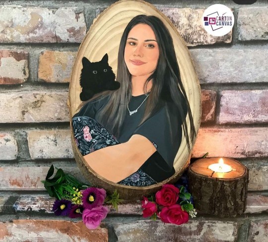 Kütük üzerine portre resim sizce güzel bir hediye olur mu?