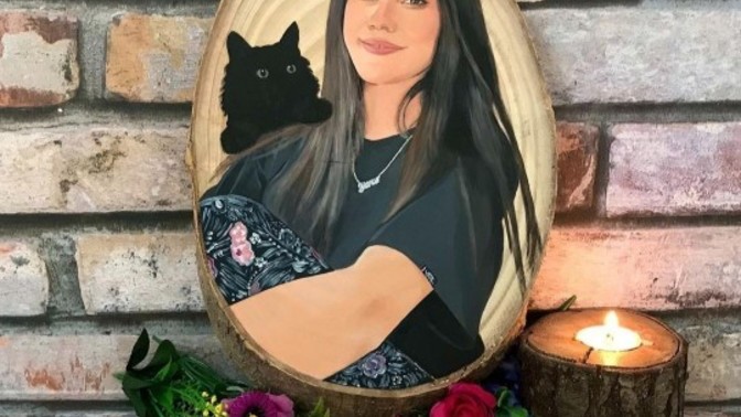 Kütük üzerine portre resim sizce güzel bir hediye olur mu?
