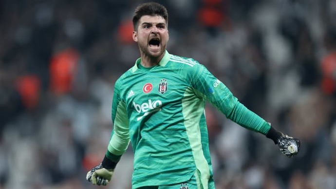 Ersin Destanoğlu Milli Takımda! Sizce Milli Takımın kalesini kim korumalı?