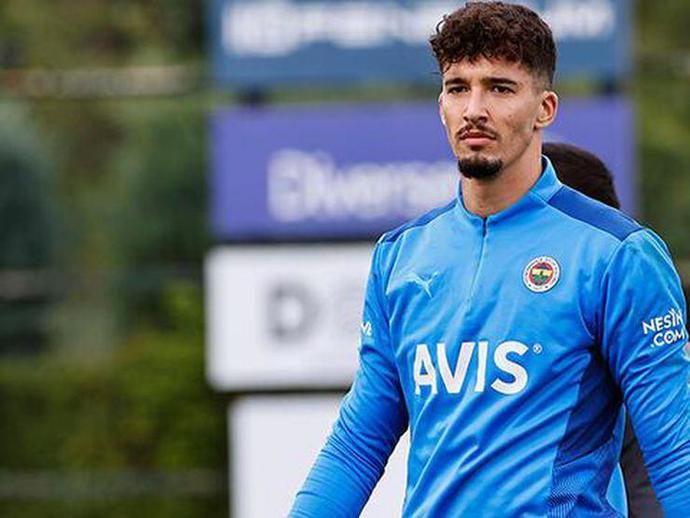 Ersin Destanoğlu Milli Takımda! Sizce Milli Takımın kalesini kim korumalı?