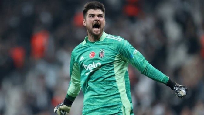 Ersin Destanoğlu Milli Takımda! Sizce Milli Takımın kalesini kim korumalı?