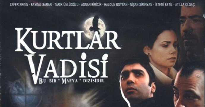 #Aziz dizisi gündeme damgasını vurdu. Uzun zamandır izlediğiniz en iyi dizi hangisi?