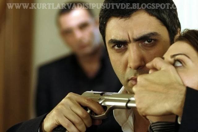 #Aziz dizisi gündeme damgasını vurdu. Uzun zamandır izlediğiniz en iyi dizi hangisi?
