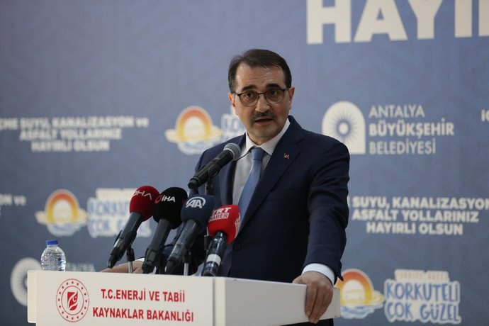 Enerji Bakanı: ‘Yapılan zamların ekonomimizle bir alakası yok dedi! Sizce haklı mı?