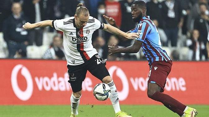 Beşiktaş 1 - Trabzonspor 2... Lider Vodafone Park'ta fırtına gibi esti! Maçı nasıl buldunuz?