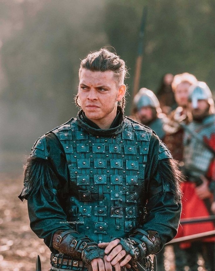 Oğlunuz Kemiksiz Ivar gibi olsa?