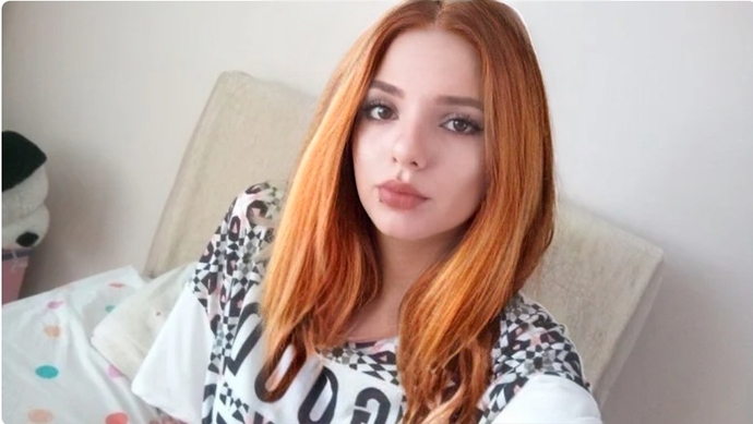 Saçlarımın rengini değiştirmek istiyorum. Sizce ne renge boyatabilirim?