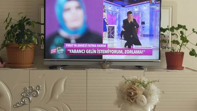 Seyirci arasında da zuhalda ki seyirci var 🤣