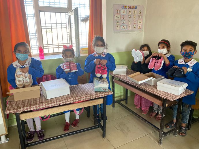 Okul kütüphanemize kitap bağışında bulunur musunuz?