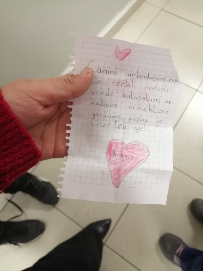 Siz erkekler her yaşta mı rahat bırakmazsınız?