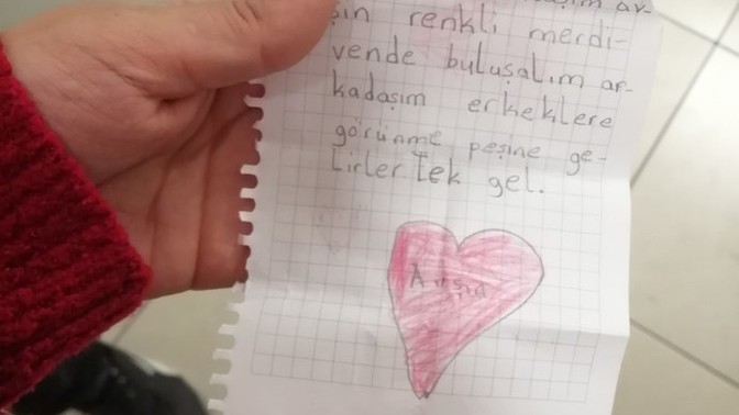 Siz erkekler her yaşta mı rahat bırakmazsınız?