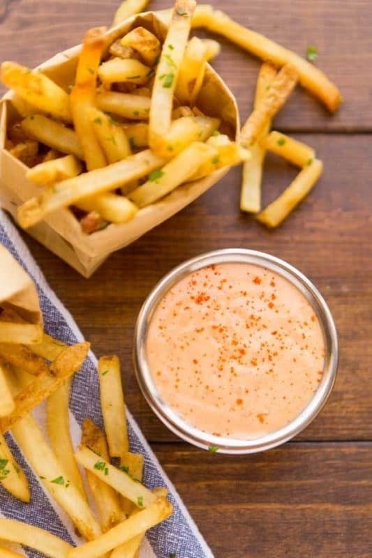 Patates kızartmasının olmazsa olmazı ketçap mı, mayonez mi?