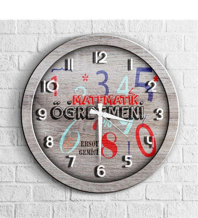 Erkek arkadaşımın annesi matematik öğretmeni. Hediye olarak ne alabilirim?