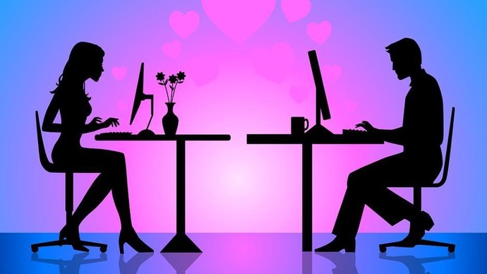 Online aşklara inanır mısınız?